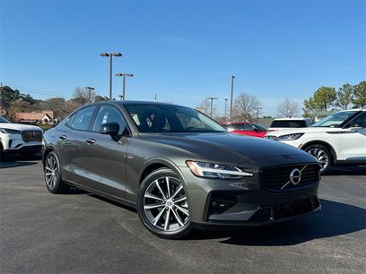 Used 2022 Volvo S60 B5 Momentum w/ Premium Package