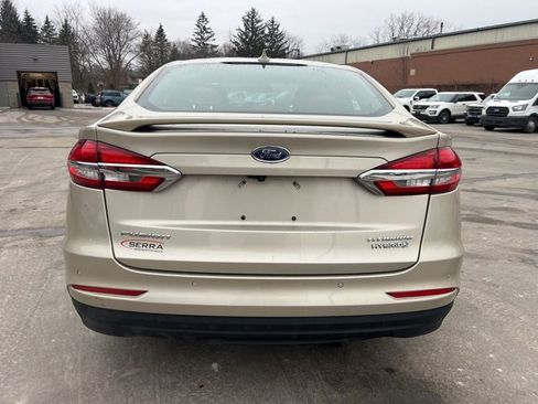 Used 2019 Ford Fusion Titanium image 6