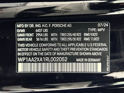 Certified 2024 Porsche Macan 4 Electric AWD/4WD image 31