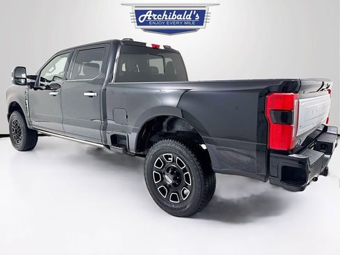 Used 2024 Ford F350 Platinum w/ FX4 Off-Road Package image 4