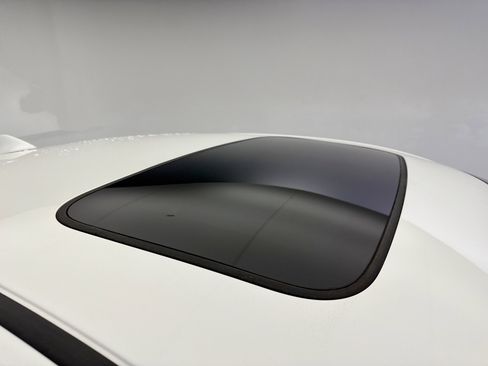 Used 2021 Acura ILX w/ Premium Package image 17