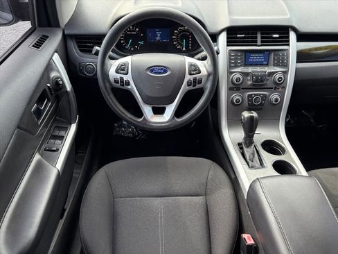 Used 2014 Ford Edge SE w/ Equipment Group 101A AWD/4WD image 17