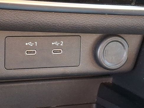 Certified 2025 Nissan Rogue SV image 26