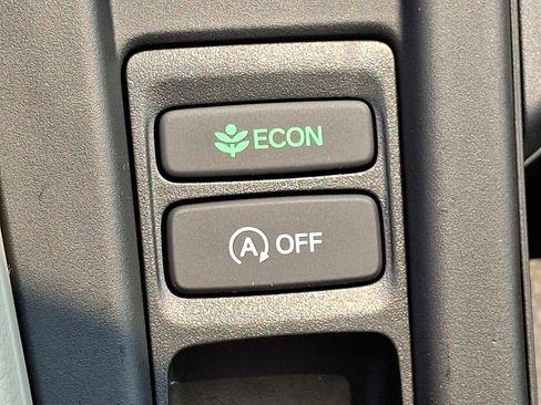 Certified 2025 Honda Accord SE image 25