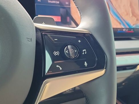 Used 2025 BMW X3 xDrive30i w/ Premium Package image 24