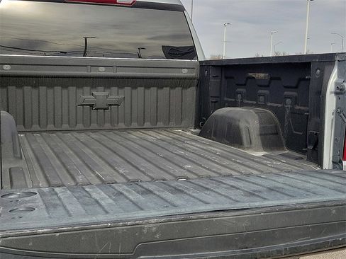 Used 2023 Chevrolet Silverado 1500 Custom Trail Boss w/ LPO, Dark Essentials Package image 15