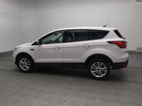 Used 2019 Ford Escape SE FWD image 3