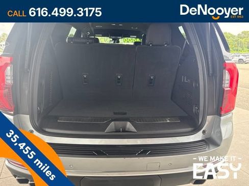 Used 2025 GMC Yukon Denali AWD/4WD image 34