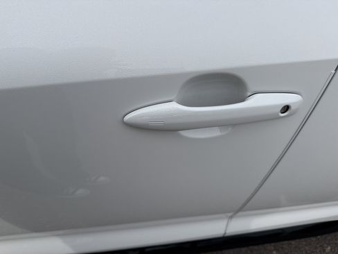 Used 2025 Toyota Corolla SE image 11