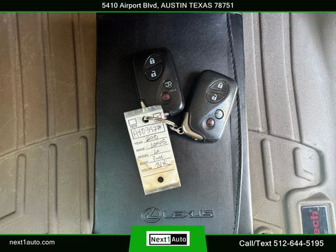 Used 2010 Lexus LX 570 4WD image 39