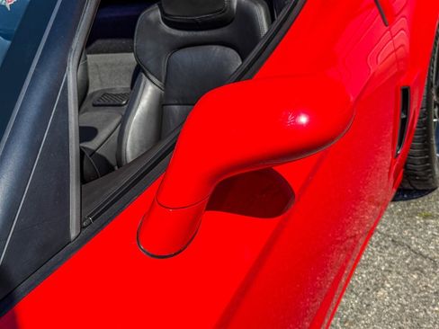 Used 2013 Chevrolet Corvette Grand Sport w/ 2LT Preferred Equipment Group image 19