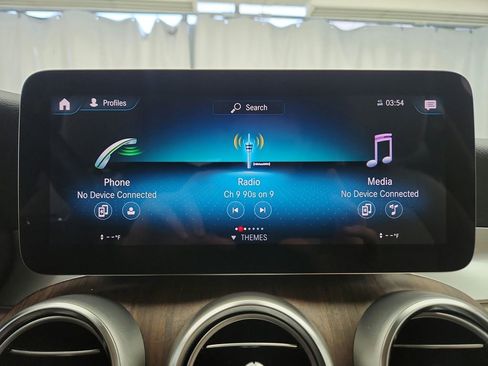 Used 2022 Mercedes-Benz GLC 300 4MATIC image 17