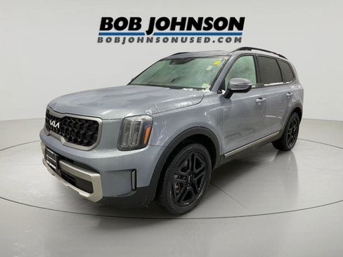 Used 2023 Kia Telluride EX X-Line image 3