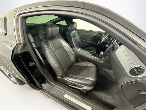 Used 2012 Ford Mustang Premium RWD image 25
