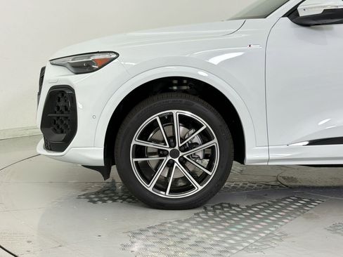 New 2026 Audi Q5 Premium Plus image 12