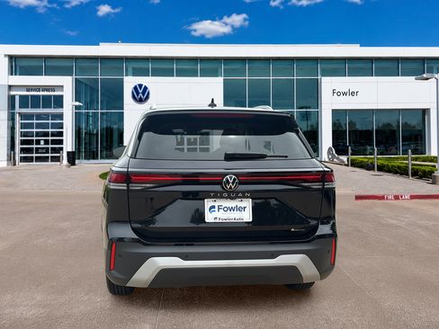New 2026 Volkswagen Tiguan S AWD/4WD image 6