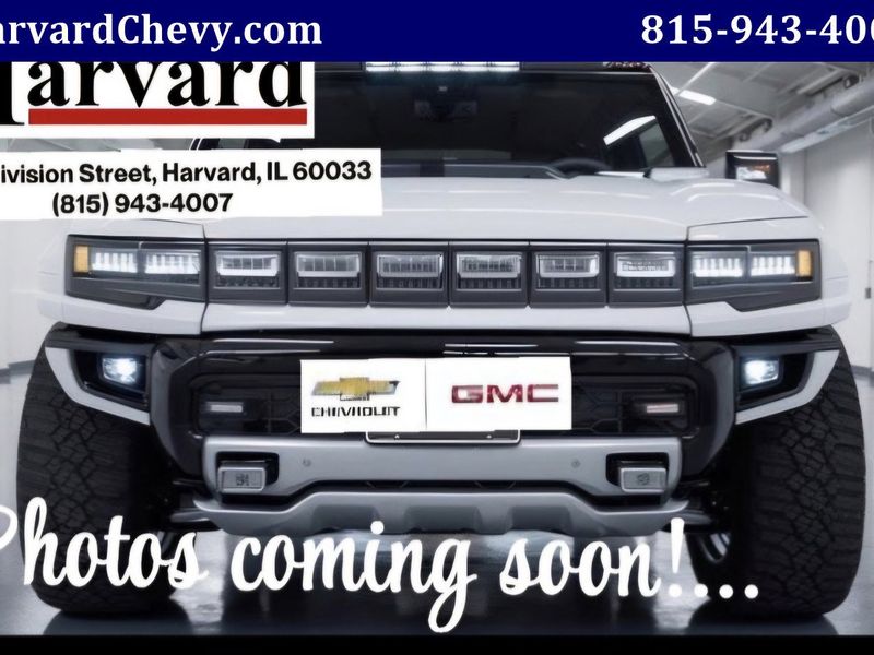 Used 2015 Chrysler Town & Country Limited Platinum image 1