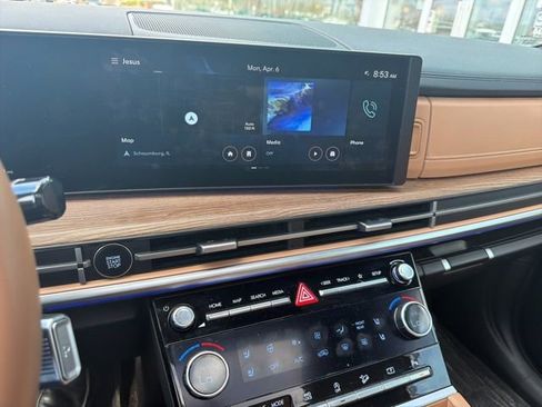 Used 2024 Hyundai Santa Fe Limited image 27