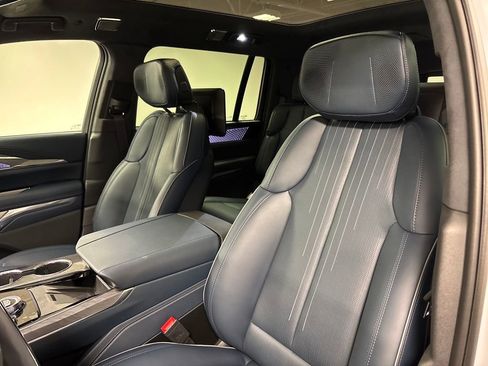New 2026 Cadillac Escalade IQL Luxury w/ LPO, Floor Liner Package image 26