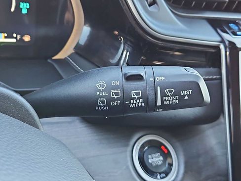 Used 2023 Jeep Grand Cherokee 4WD 4xe image 27