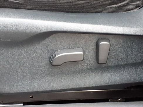 Used 2019 Subaru Ascent Premium AWD/4WD image 12