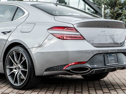 Used 2025 Genesis G70 2.5T image 11