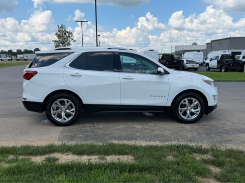 Used 2019 Chevrolet Equinox LT AWD/4WD image 9