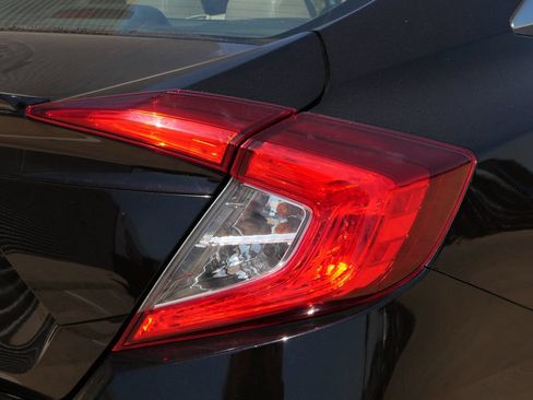 Used 2017 Honda Civic EX-L image 8