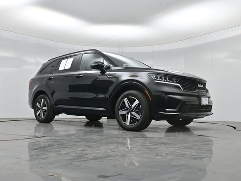 Used 2023 Kia Sorento S w/ Panoramic Sunroof Package FWD image 48