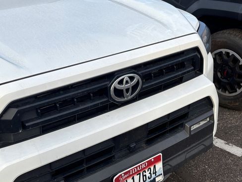 Certified 2025 Toyota 4Runner SR5 image 6