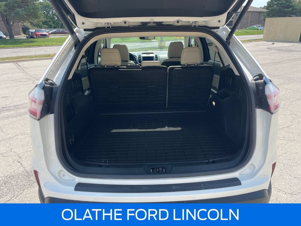 Certified 2020 Ford Edge Titanium AWD/4WD image 31