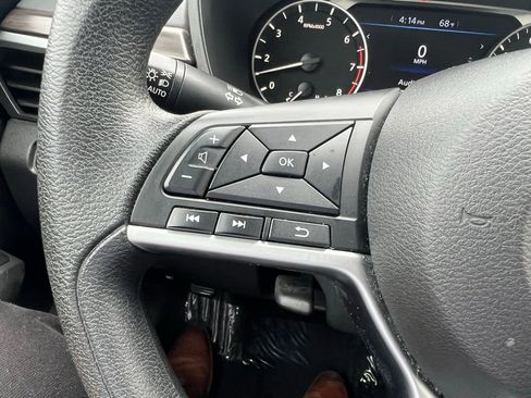 Used 2024 Nissan Altima 2.5 SV image 35