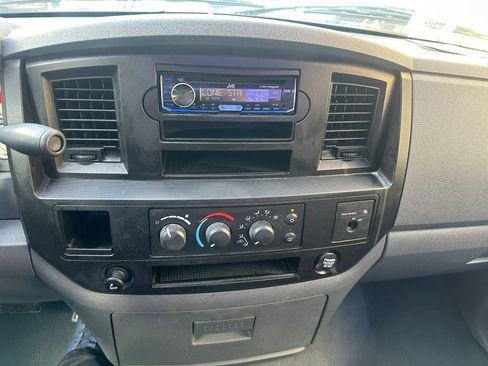 Used 2007 Dodge Ram 1500 Truck ST w/ SXT Group image 11