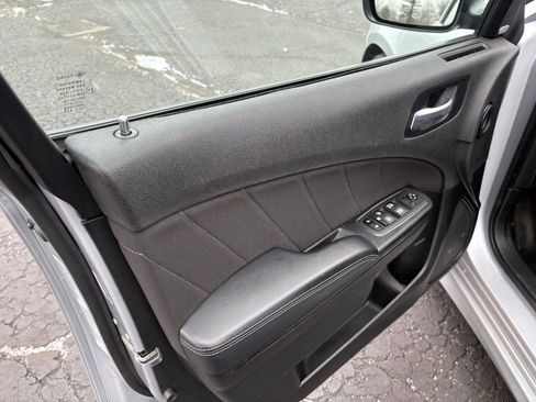 Used 2022 Dodge Charger R/T w/ Performance Handling Group image 13