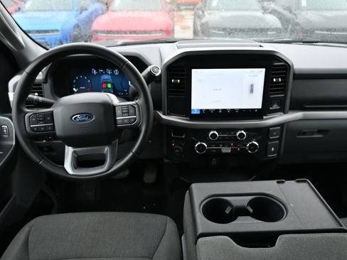 Used 2025 Ford F150 XLT w/ Equipment Group 301A Standard AWD/4WD image 19