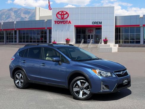 Used 2016 Subaru Crosstrek Touring AWD/4WD image 1