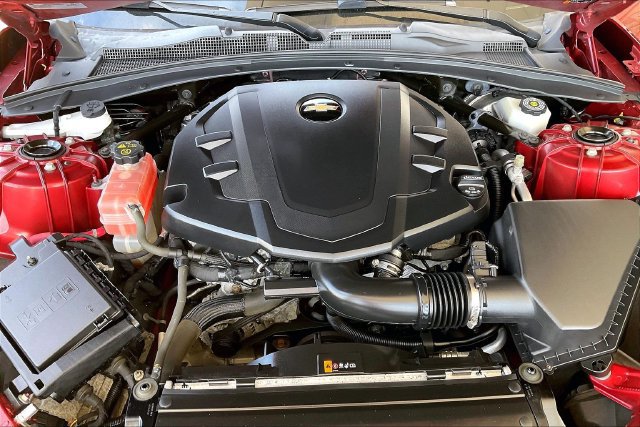 Used 2018 Chevrolet Camaro LT RWD image 20