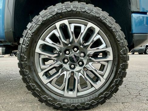Used 2025 GMC Sierra 1500 Denali Ultimate AWD/4WD image 21