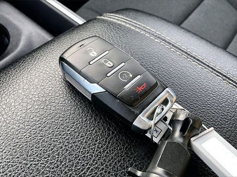 Used 2022 RAM 1500 Big Horn image 11