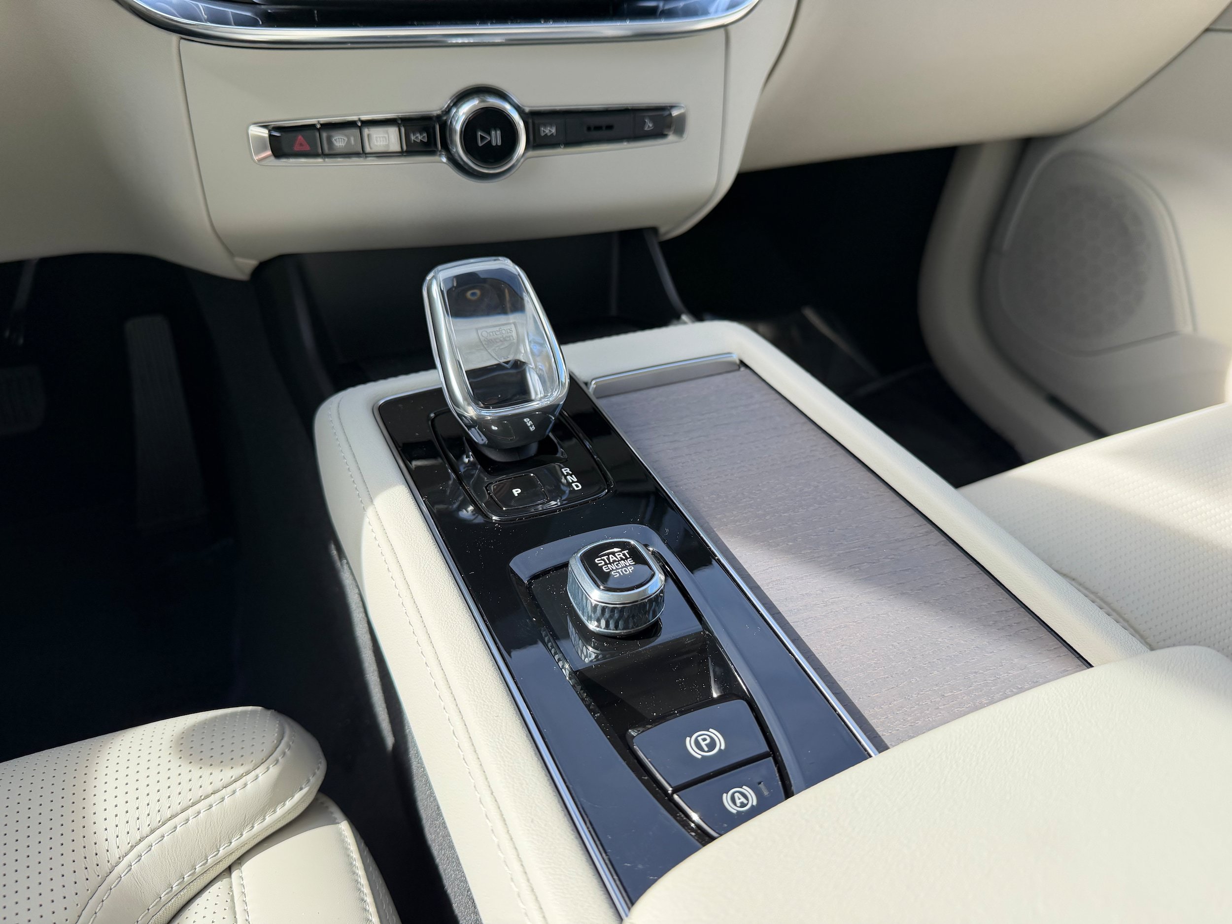 New 2026 Volvo XC90 B6 Ultra w/ Protection Package AWD/4WD image 14