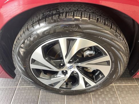 Used 2024 Subaru Legacy Premium image 4