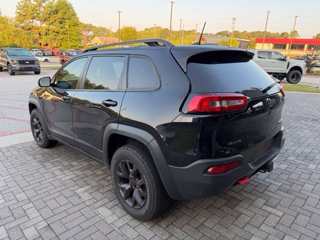 Used 2018 Jeep Cherokee Trailhawk w/ Quick Order Package 27L AWD/4WD image 3