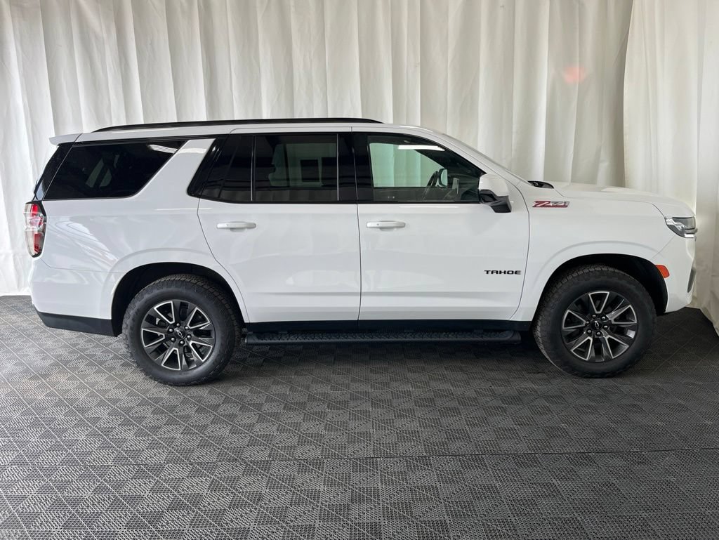 Used 2022 Chevrolet Tahoe Z71 w/ Luxury Package AWD/4WD image 22