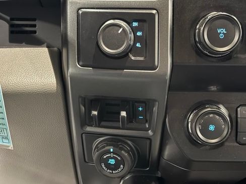 Used 2022 Ford F250 XLT AWD/4WD image 13