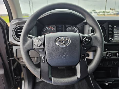 Used 2020 Toyota Tacoma SR w/ SR Convenience Package RWD image 19