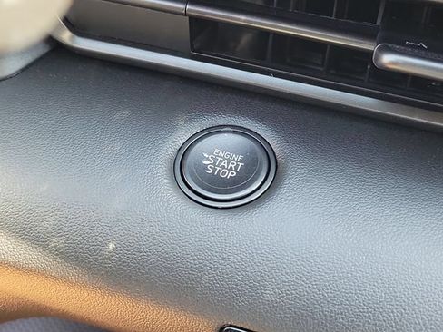 New 2026 Hyundai Elantra SEL Sport FWD image 10