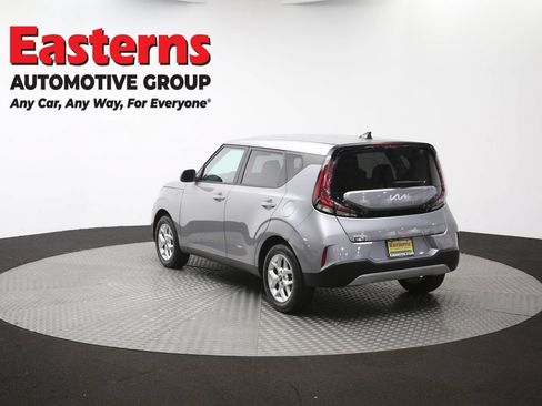 Used 2025 Kia Soul LX w/ LX Technology Package FWD image 63