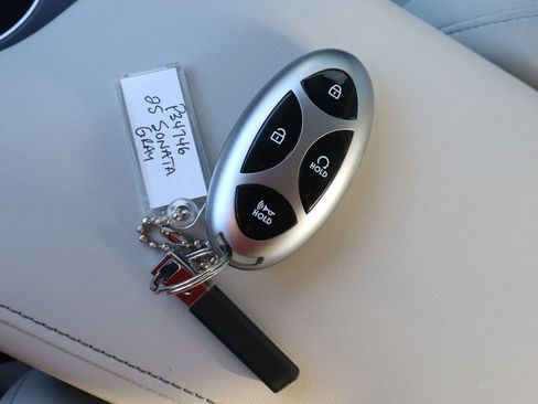 Used 2025 Hyundai Sonata SEL FWD image 31