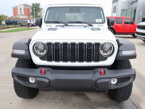 New 2025 Jeep Wrangler Unlimited Rubicon image 8