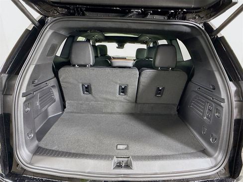 New 2026 GMC Acadia Denali Ultimate w/ LPO, Floor Liner Package image 21